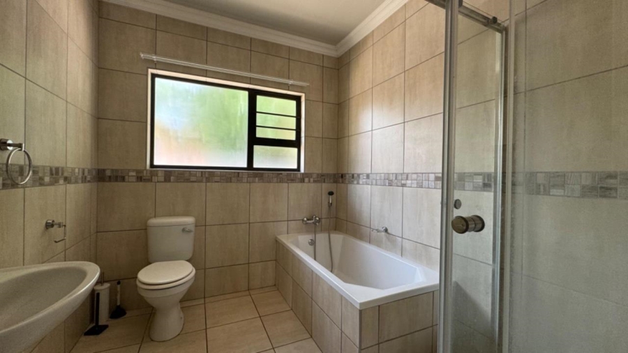 2 Bedroom Property for Sale in Beaconsfield Northern Cape